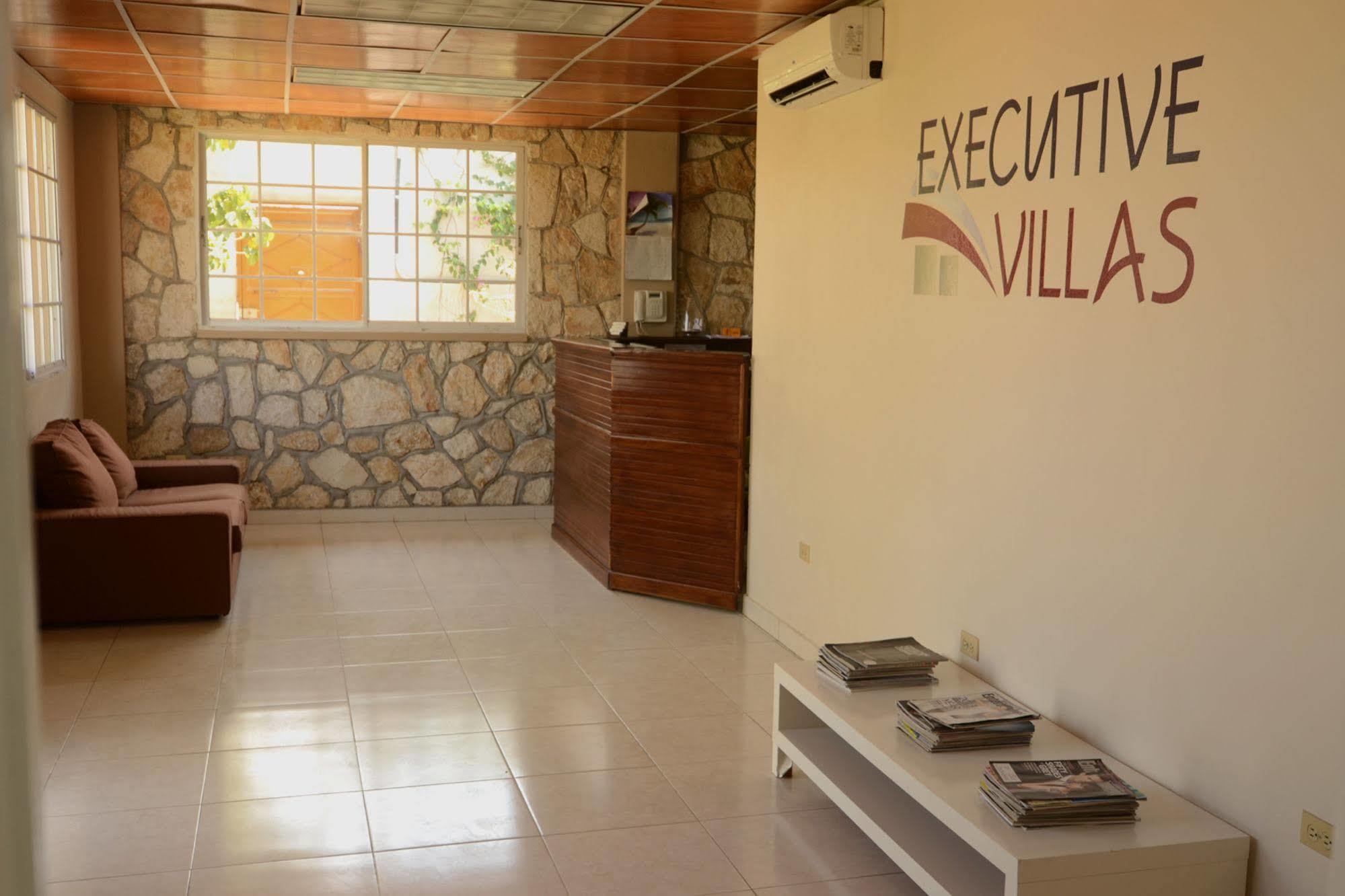 Executive Villas Port-au-Prince Bagian luar foto