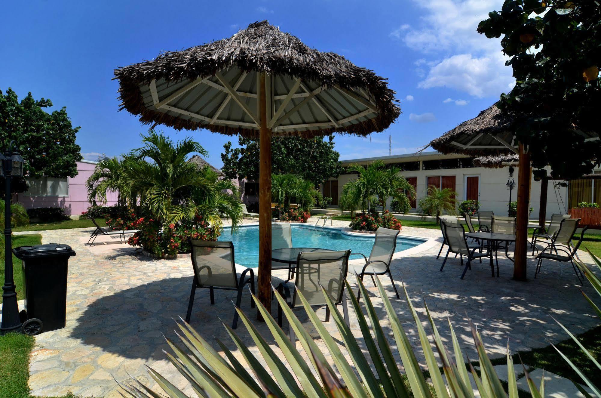Executive Villas Port-au-Prince Bagian luar foto